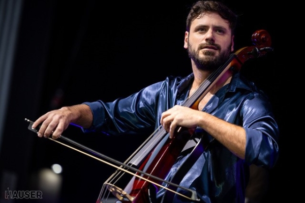 Hauser