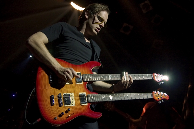 Joe Bonamassa znovu zahraje v Praze