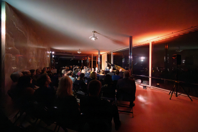 Foto: John Medeski, vila Tugendhat, Brno, 8. 12. 2025