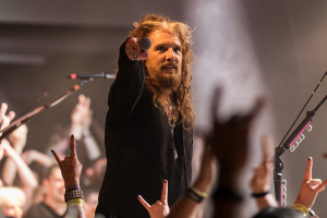 John Corabi.