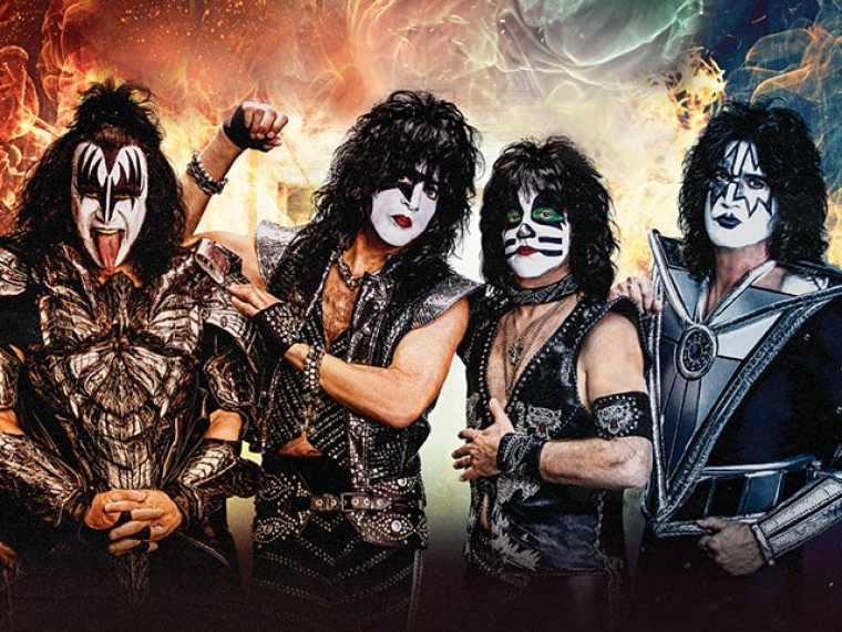 V této sestavě vystupují Kiss posledních 18 let.
